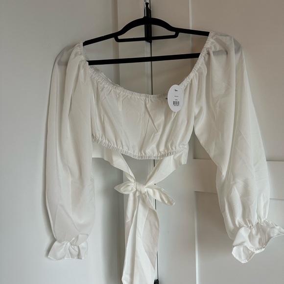 White off the shoulder tie back crop top - Picture 5 of 5